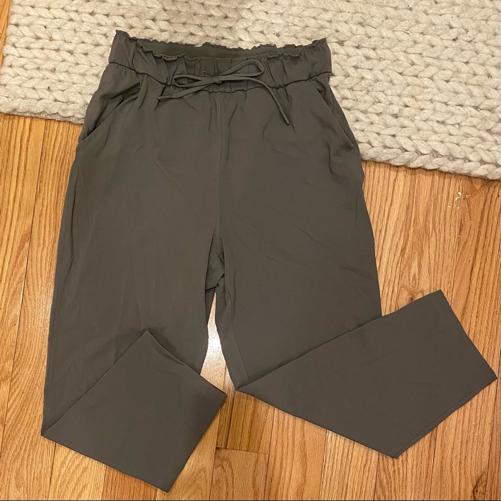 Lululemon stretch high rise pant - grey sage